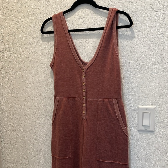 NWOT Free People Beach Sleeveless V-Neck Button-Front romper jumpsuit - XS - Picture 5 of 10